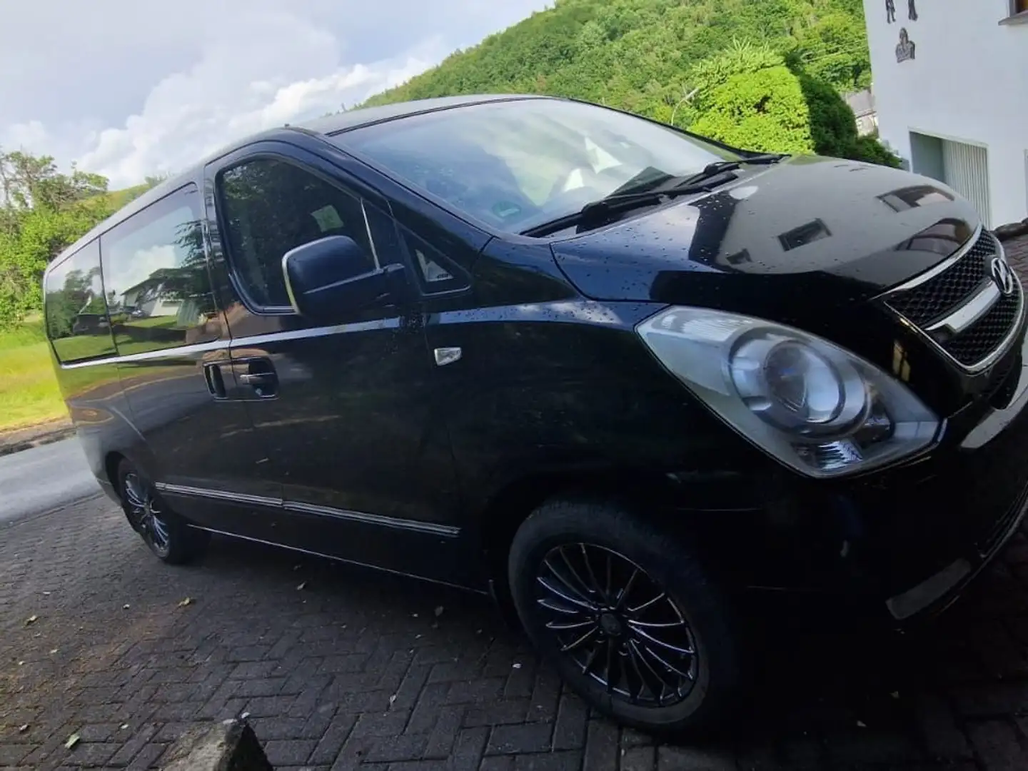 Hyundai H-1 H 1 mit TÜV bis März 2027 Schwarz - 1
