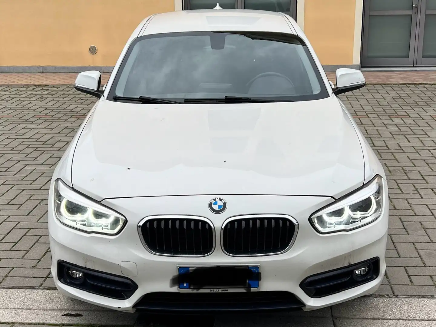 BMW 118 Serie 1 F/20-21 2015 118d 5p Sport auto Bianco - 1