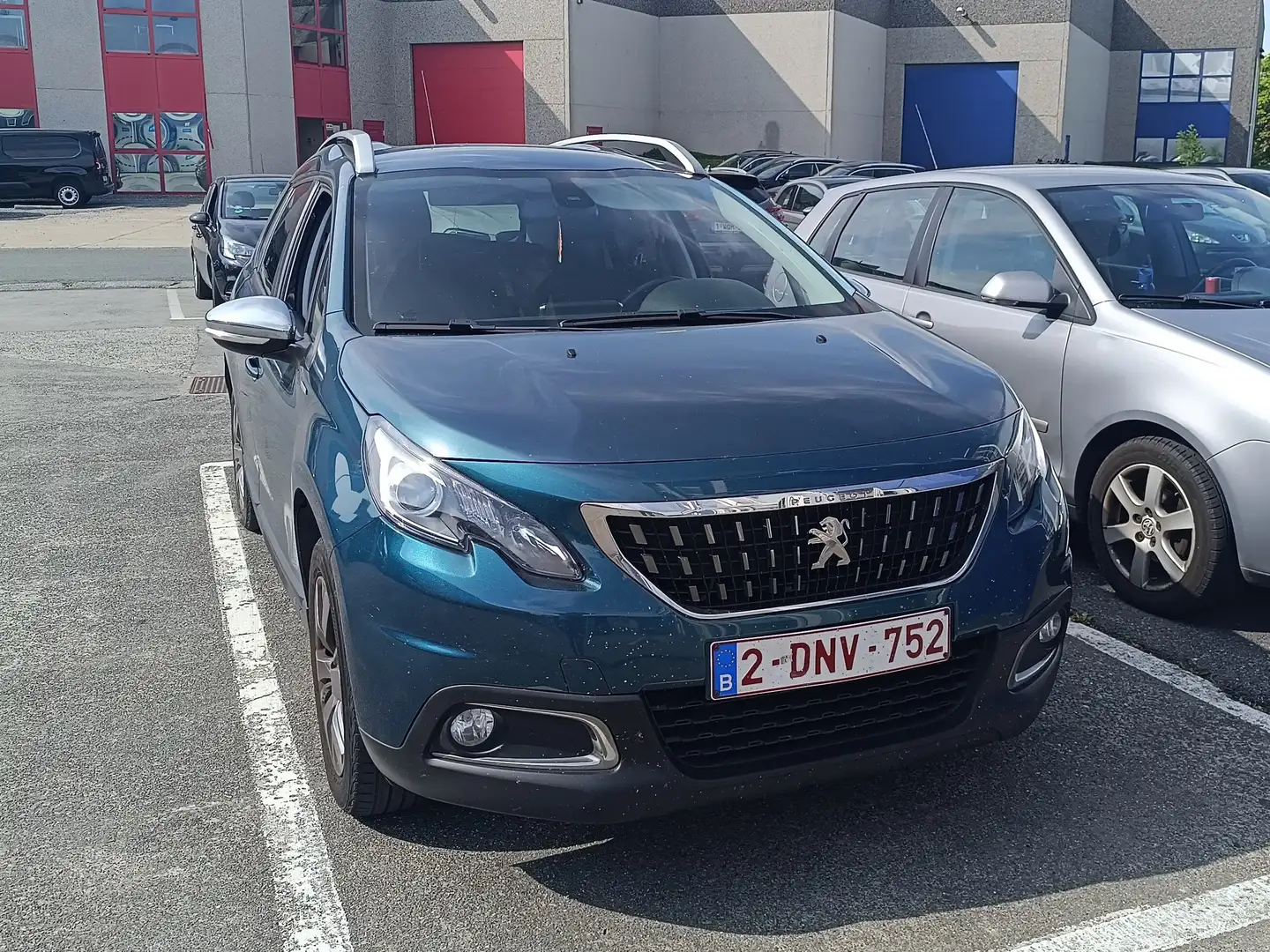 Peugeot 2008 2008 PureTech 82 Style Vert - 1