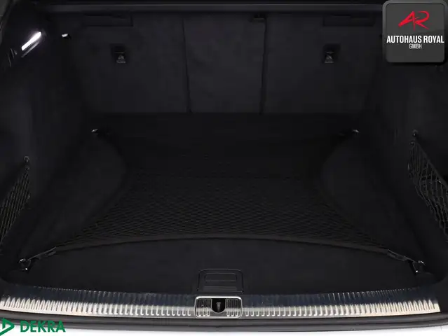 Audi A4 view 14