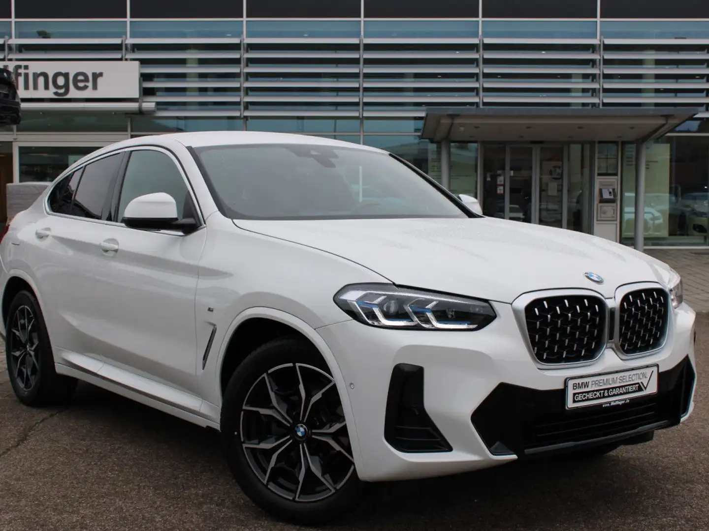 BMW X4 x20d M Sport HUD Laser Kamera Memory H/K.AHK Weiß - 2