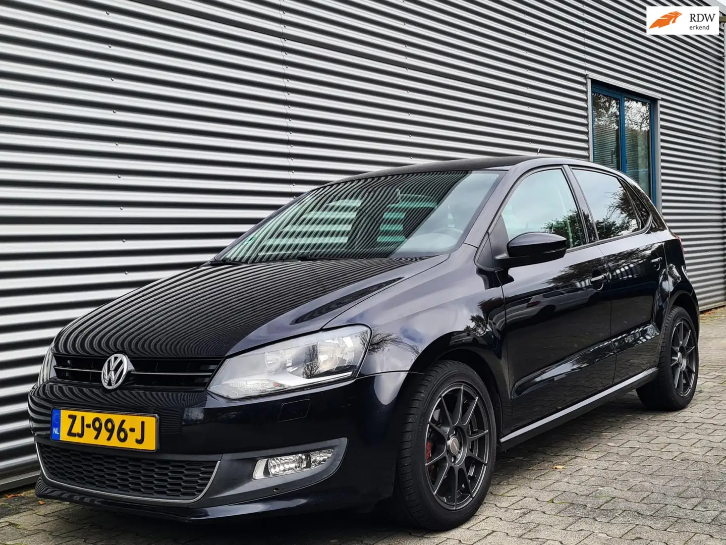 Volkswagen Polo 1.2 TSI Highline 105Pk H6 5drs 03-2012 Deep Black Zwart - 1