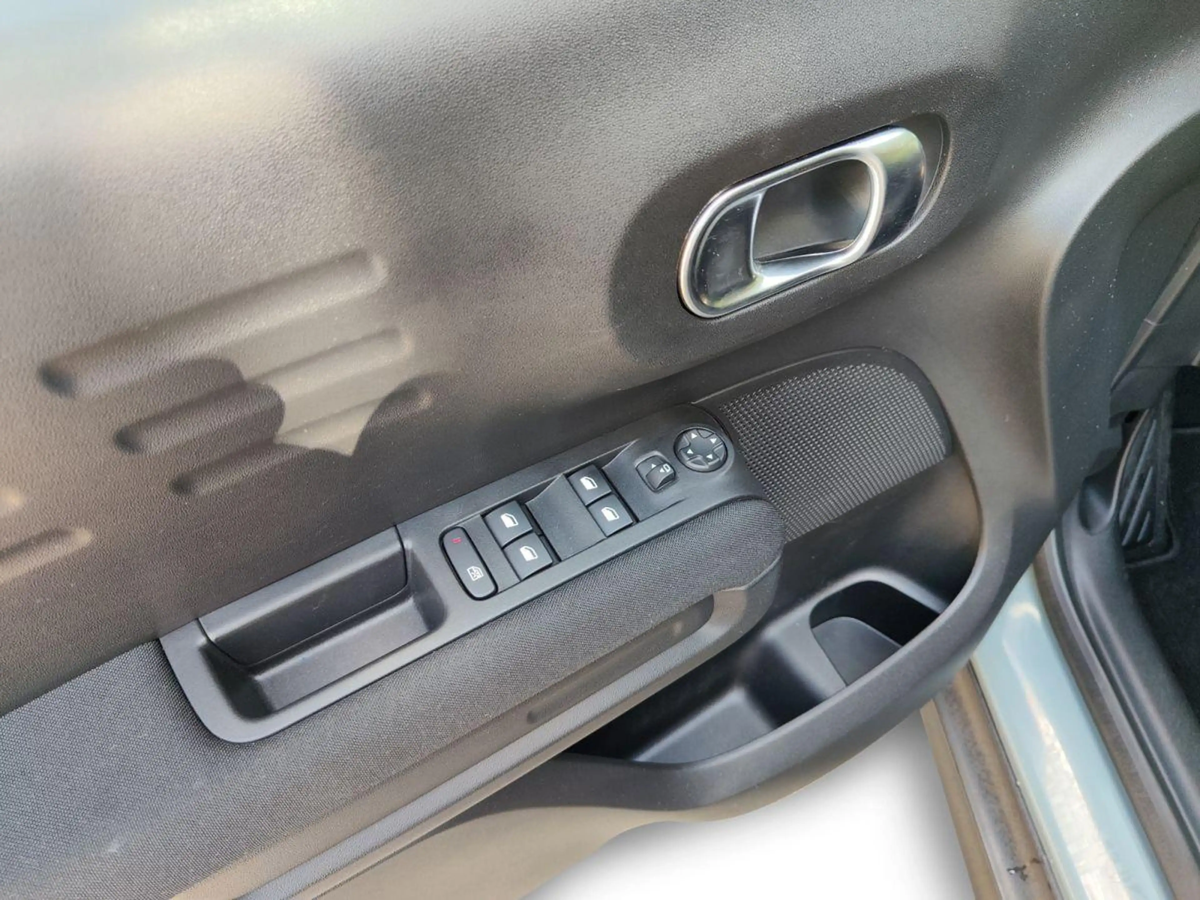 Citroen C3 Aircross 1.2 12V e-THP / PureTech — photo 13