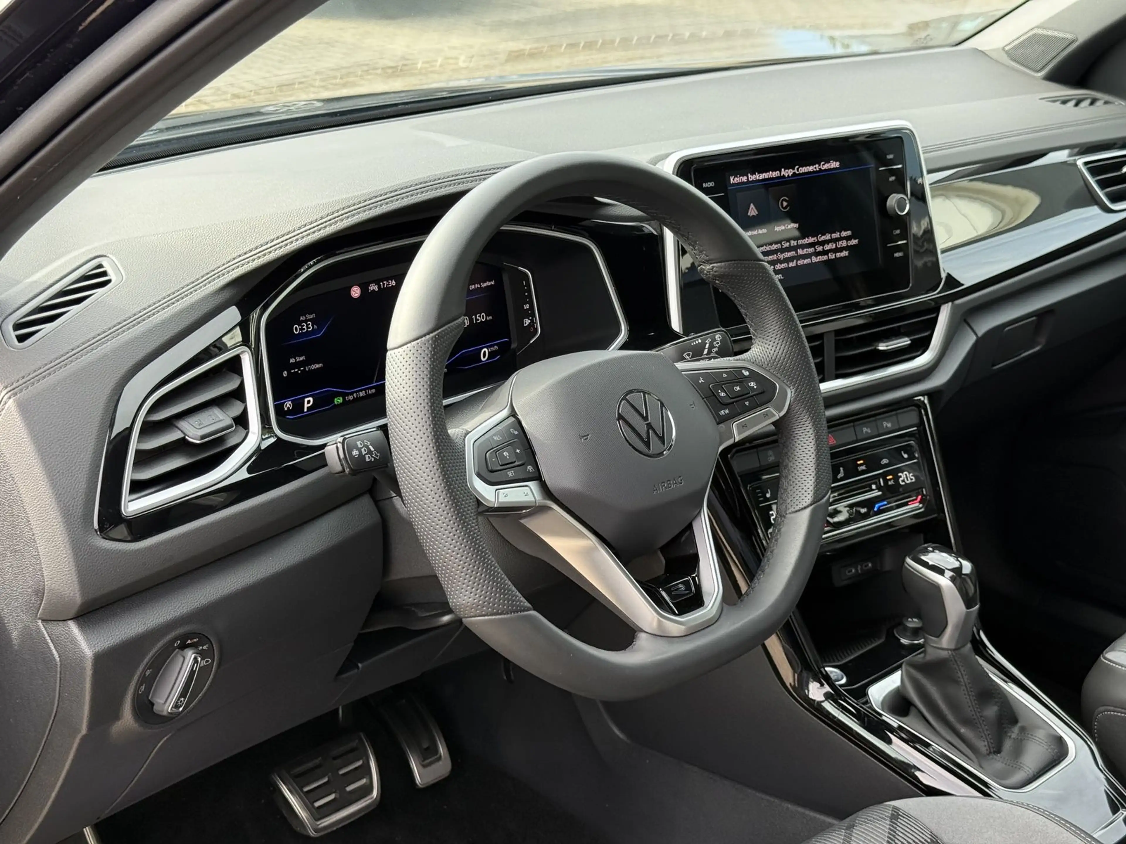 Volkswagen T-Roc R Line,IQ-Drive,R-Kam,Winter,ACC,IQ-Light — photo 15