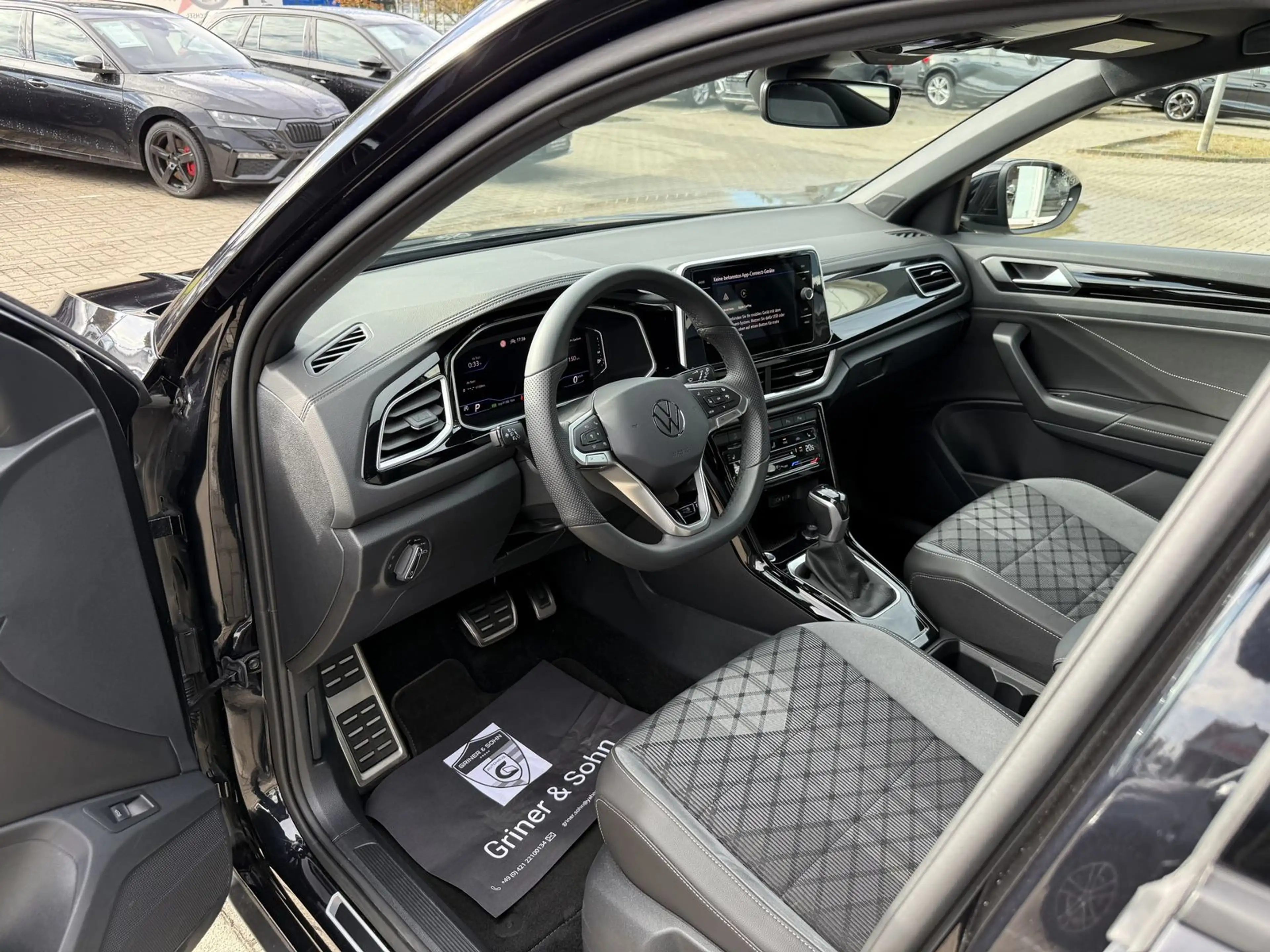 Volkswagen T-Roc R Line,IQ-Drive,R-Kam,Winter,ACC,IQ-Light — photo 14