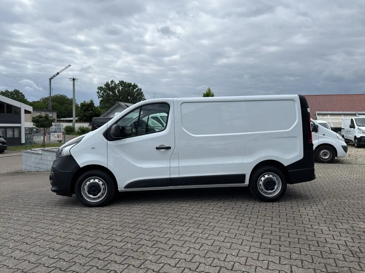 Renault Trafic Kasten L1H1 2,8t Fenster el. Weiß - 2