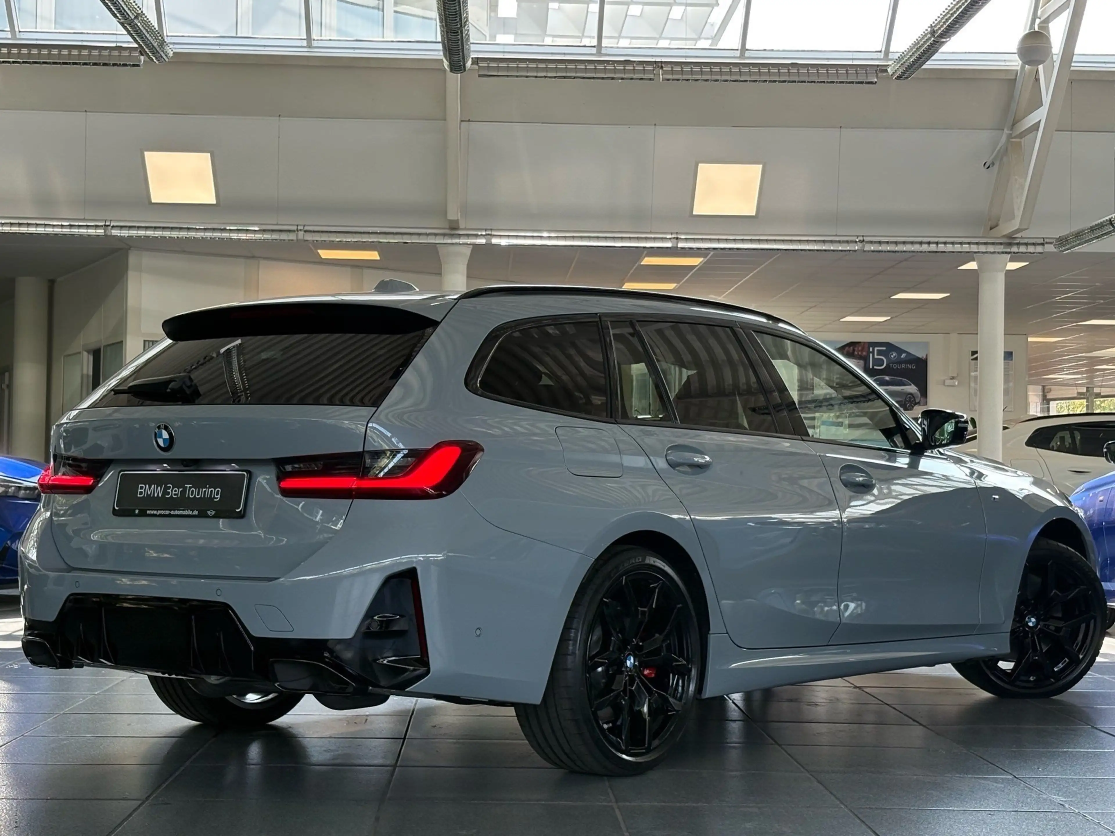 BMW 340 M340d xDrive M Sport Pro PANO AHK HK Sound — photo 2