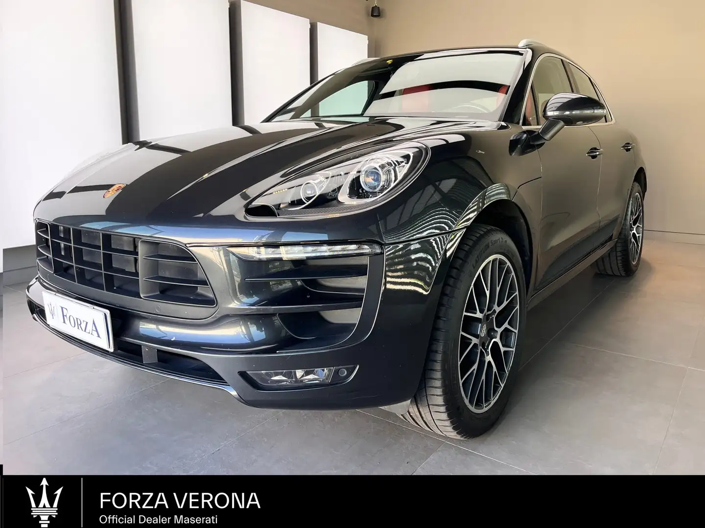 Porsche Macan Macan 3.0d S 250cv pdk my17 Pack GTS Sport Design Grijs - 1