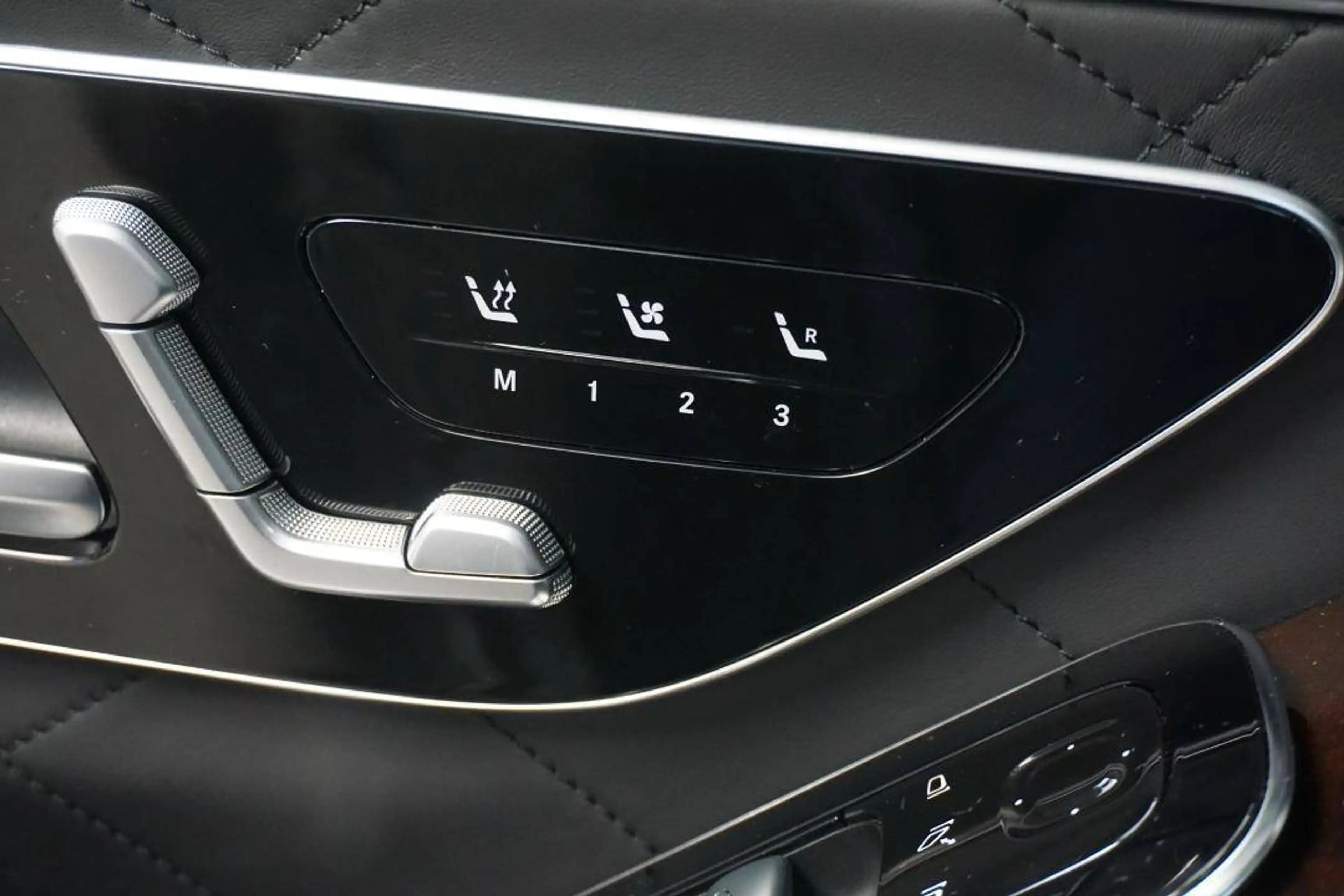 Mercedes-Benz S 450 S 450 e PHEV (300 kW) — photo 9