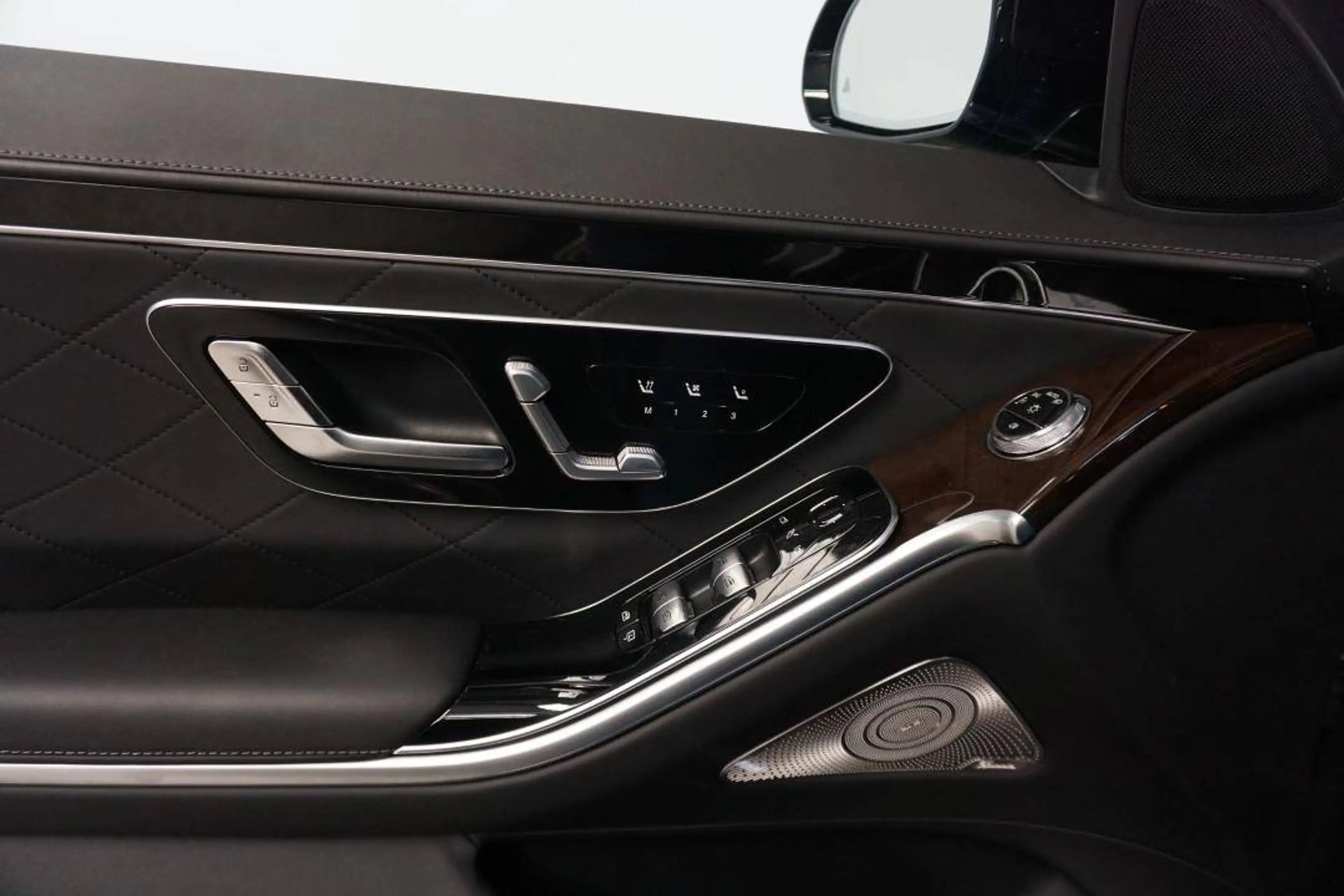 Mercedes-Benz S 450 S 450 e PHEV (300 kW) — photo 8
