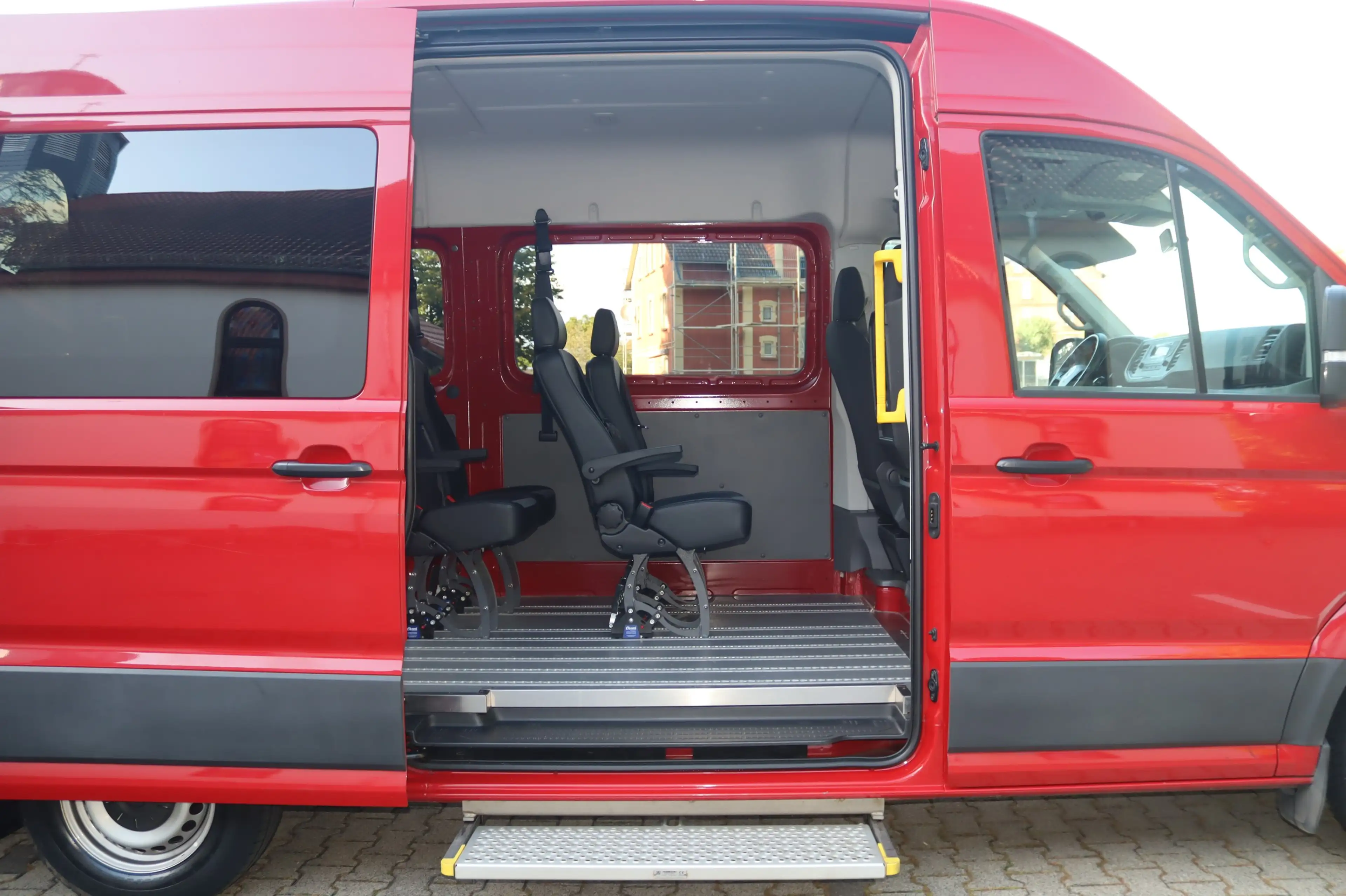 Volkswagen Crafter 35 mittellang Hochdach-Rollstuhl-8SI-PDC — photo 14