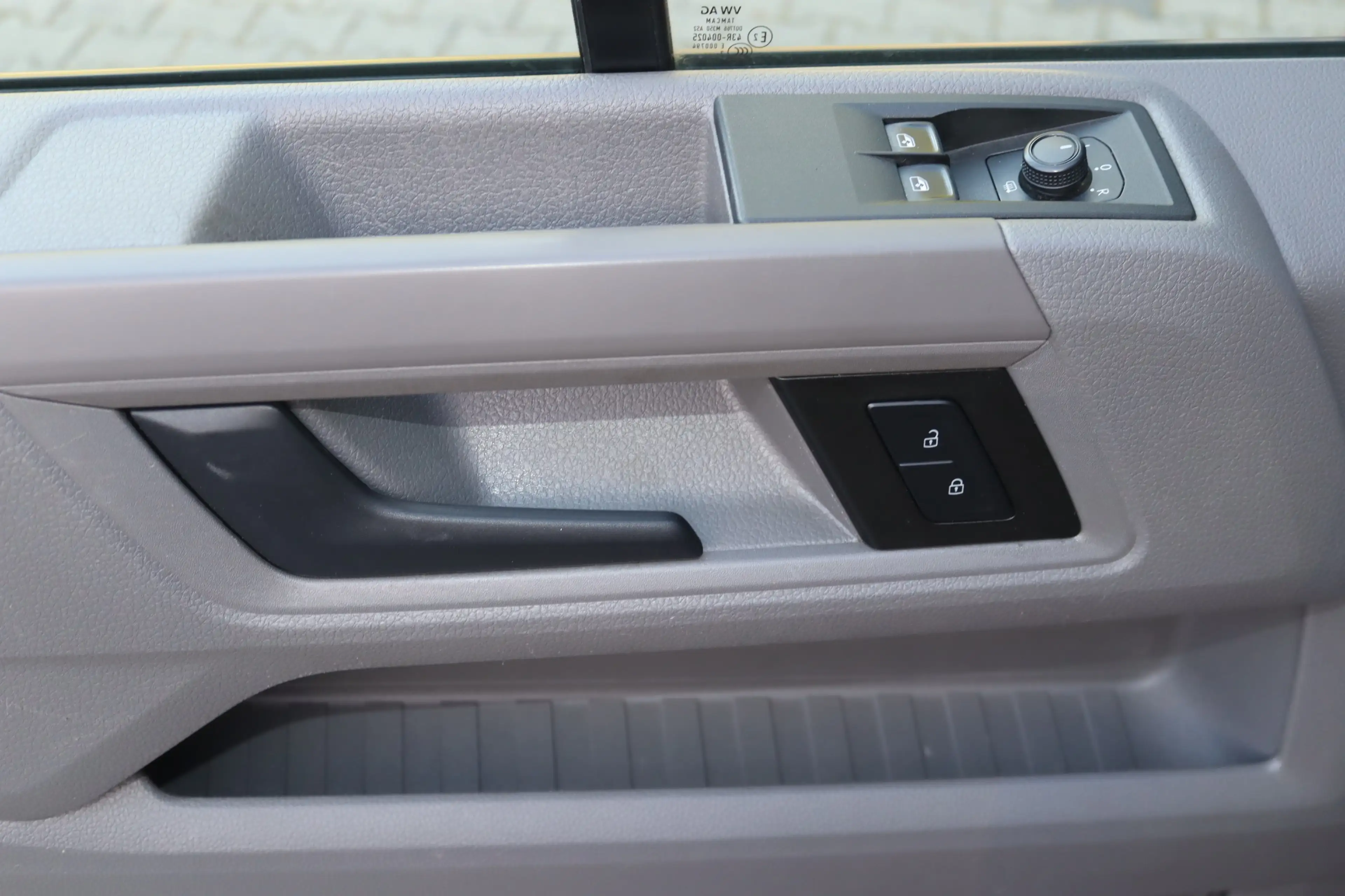 Volkswagen Crafter 35 mittellang Hochdach-Rollstuhl-8SI-PDC — photo 13