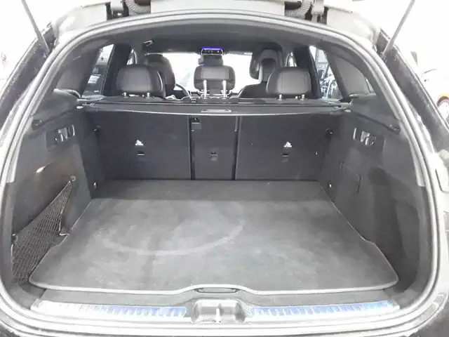 Mercedes-Benz GLC view 8