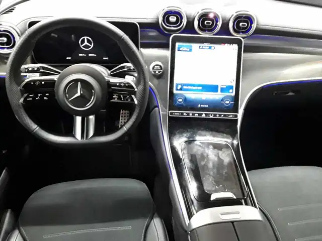 Mercedes-Benz GLC view 7