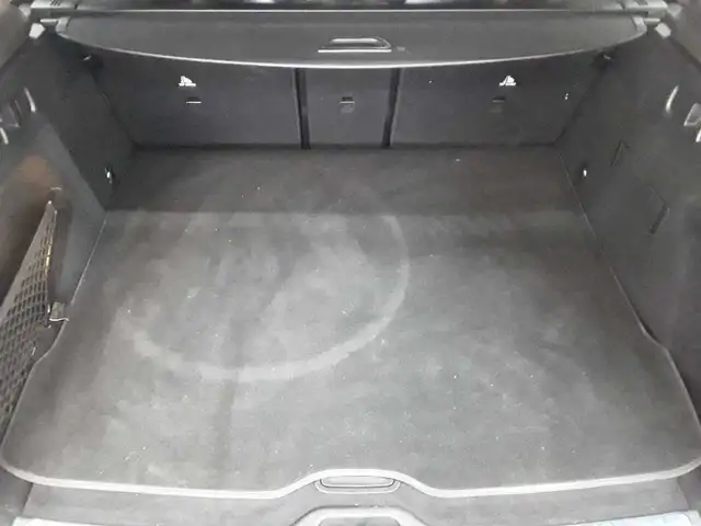 Mercedes-Benz GLC view 9