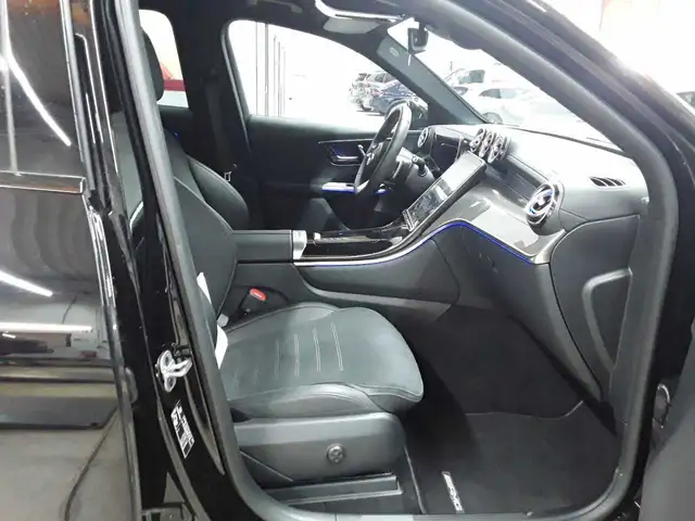 Mercedes-Benz GLC view 11