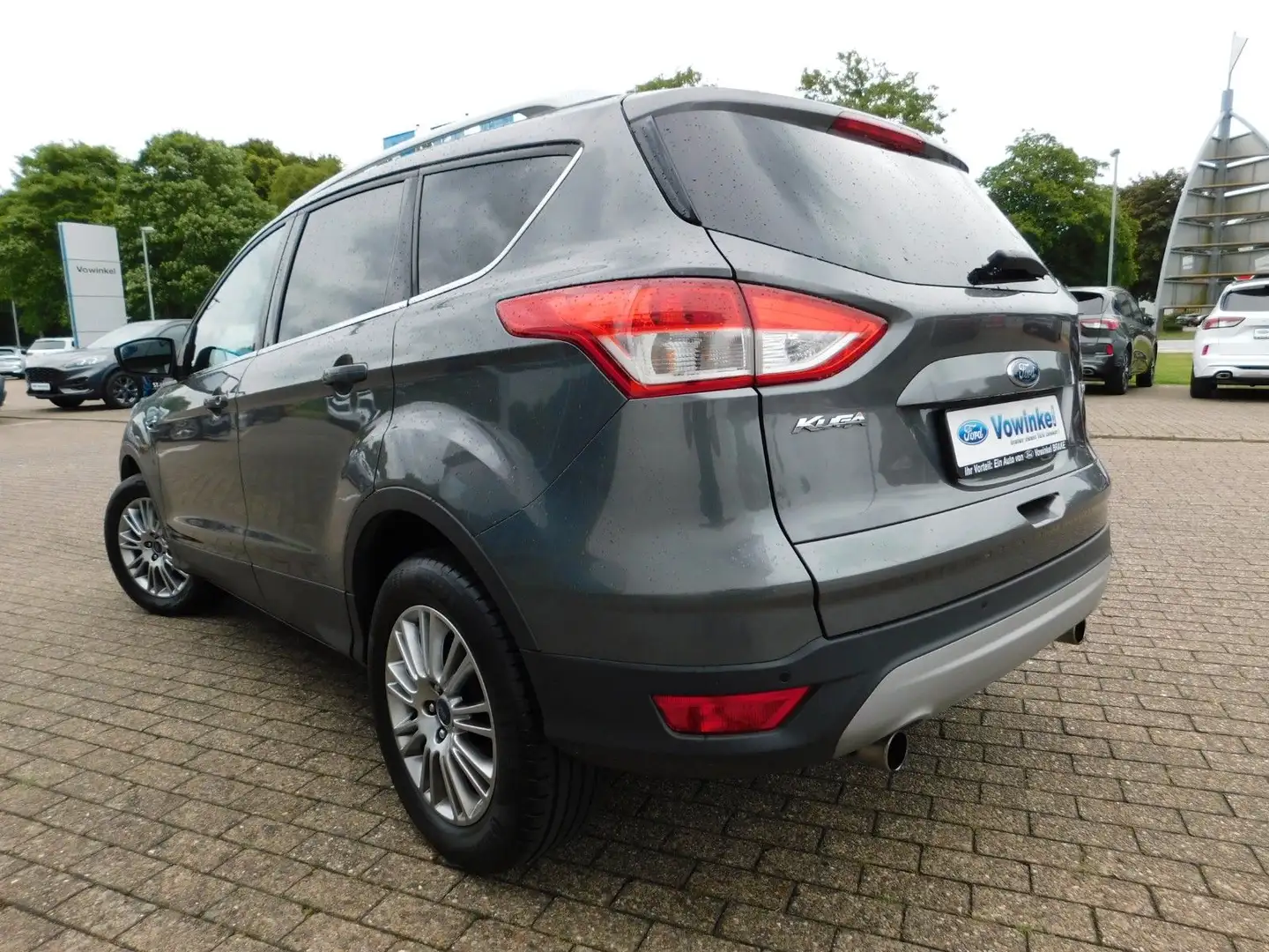 Ford Kuga KUGA TITANIUM Ecoboost+DAB+Navi+AHK+Parkas+SHeft Grau - 2
