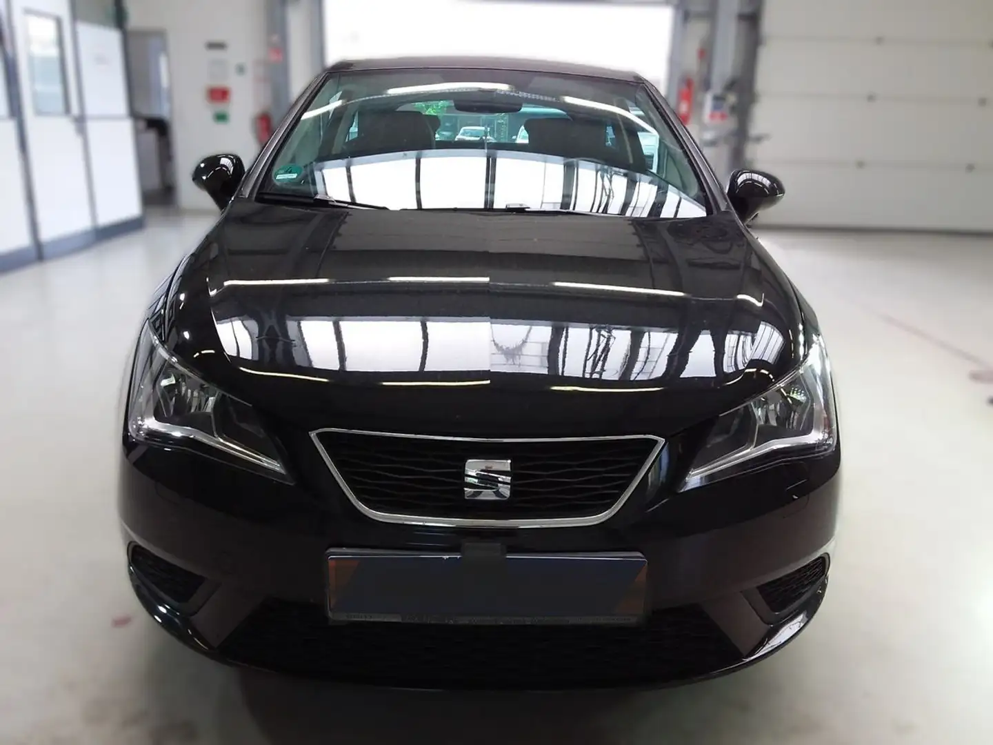 SEAT Ibiza STYLE+ TÜV 03.2027 Zwart - 2