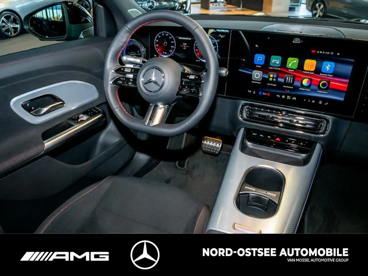 Mercedes-Benz GLB 250 + AMG NIGHT PANO AHK 20-ZOLL 8