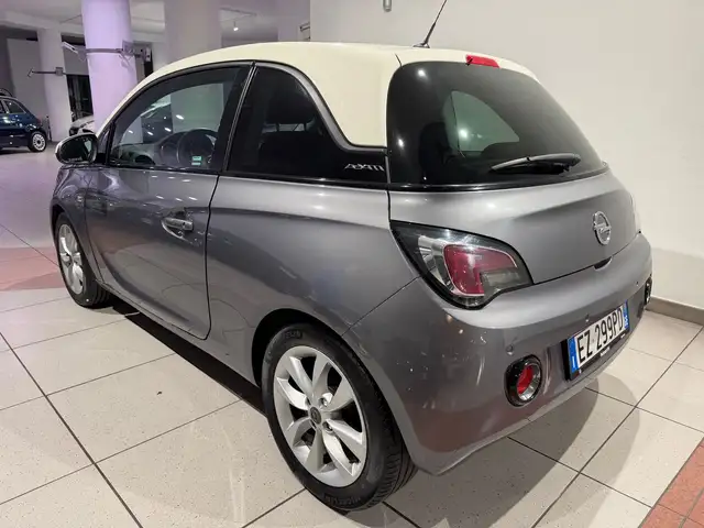 Opel Adam view 3