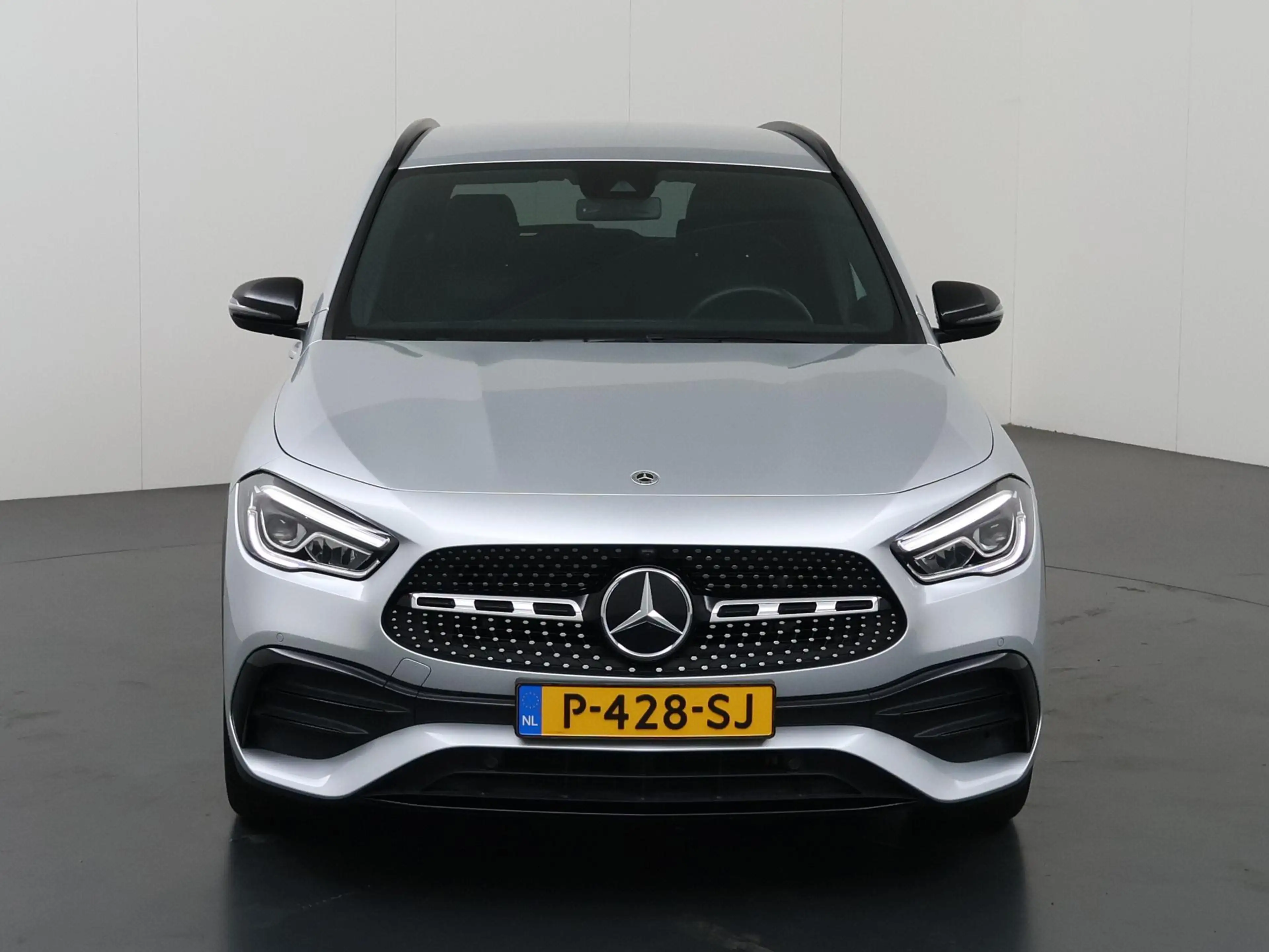 Mercedes-Benz GLA 180 Business Solution AMG | Night | Widescreen | Stoel — photo 3
