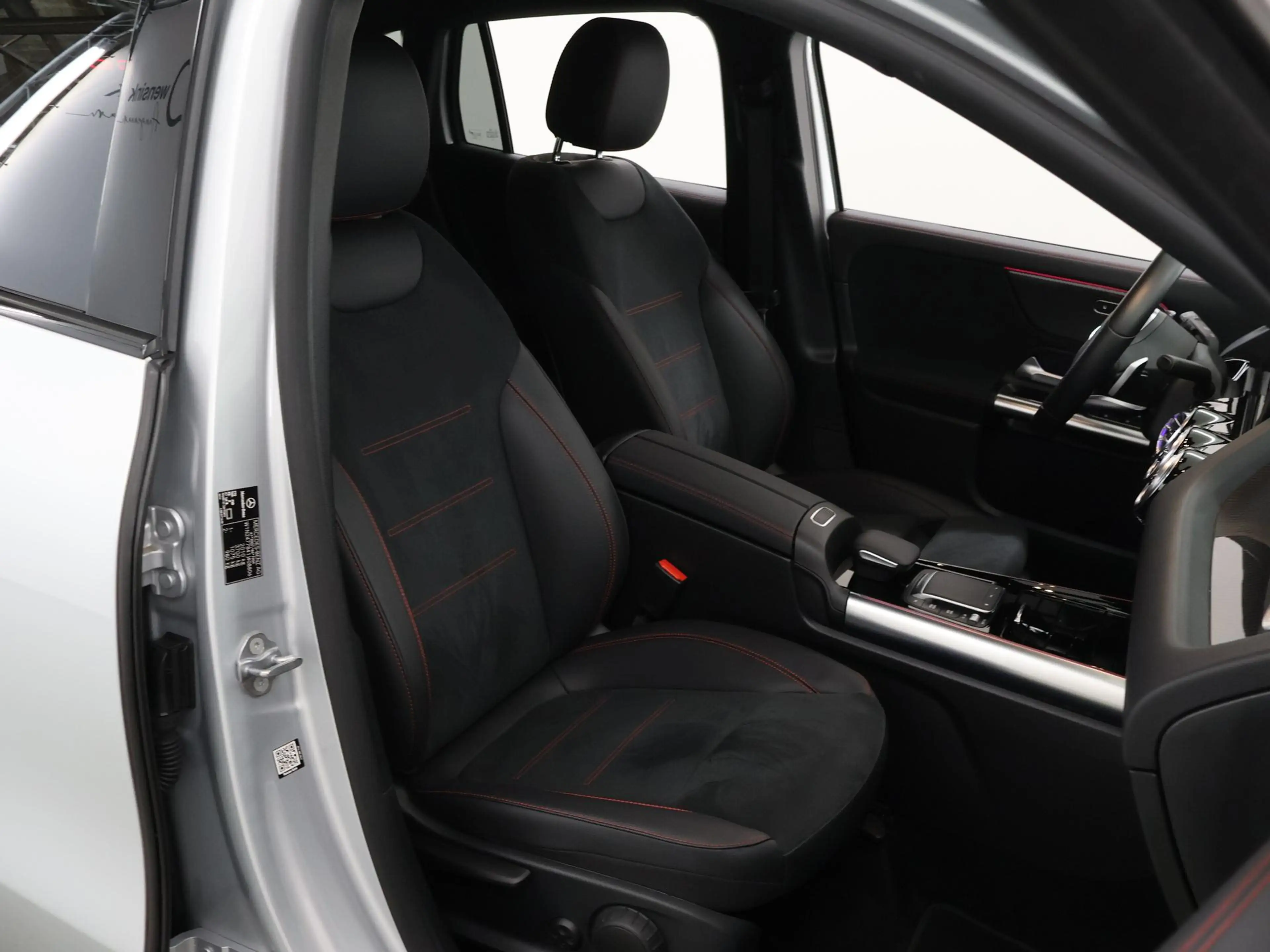 Mercedes-Benz GLA 180 Business Solution AMG | Night | Widescreen | Stoel — photo 10