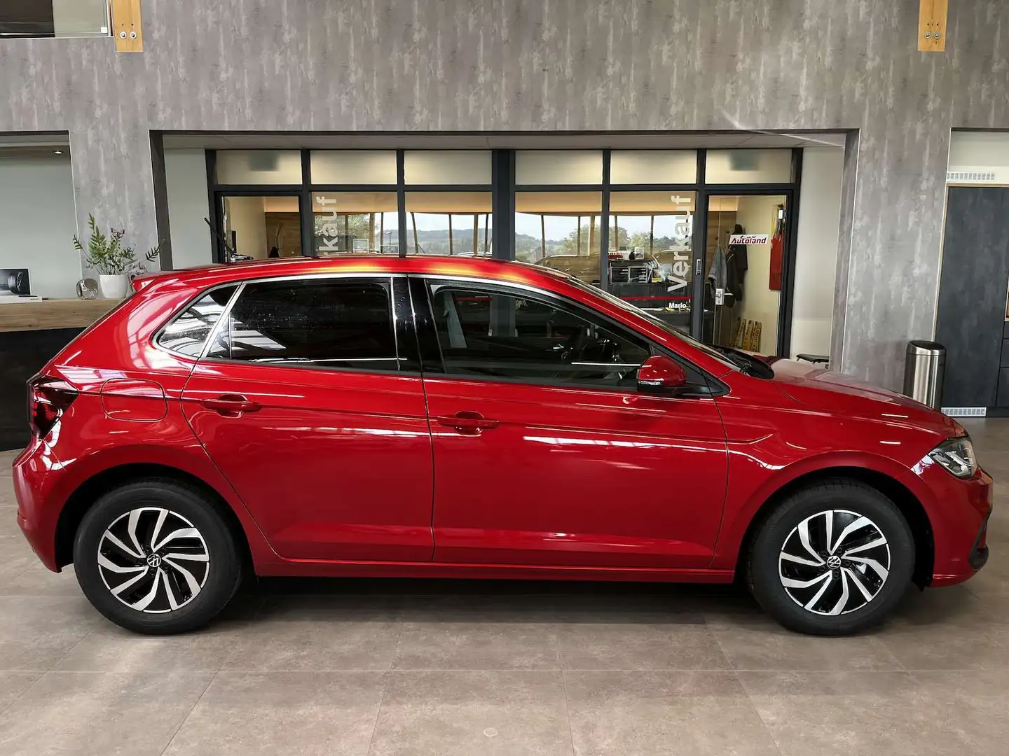 Volkswagen Polo Life TSI App LED Shzg Alu Kamera Rouge - 2
