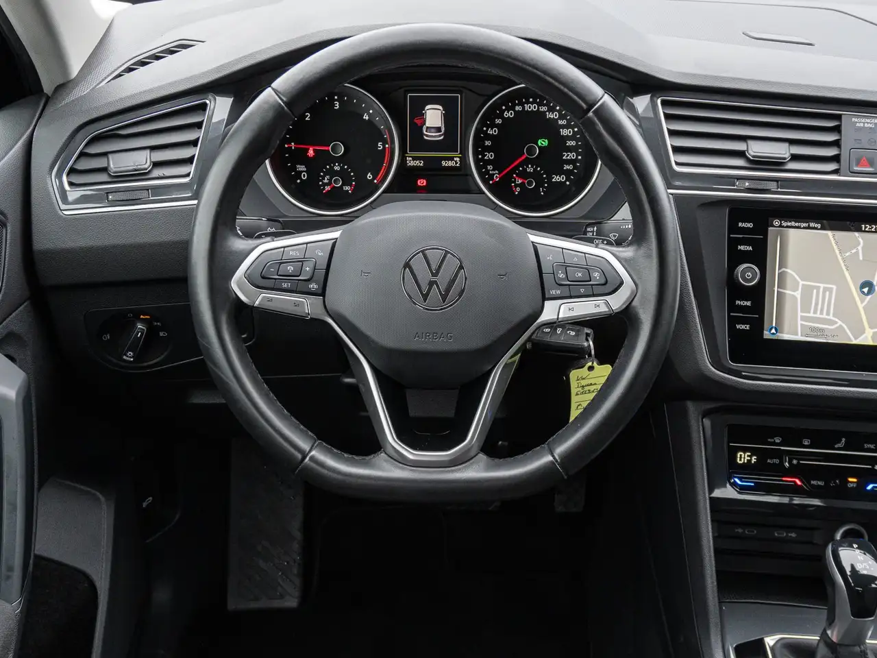 Volkswagen Tiguan 2.0 -TDI DSG Life 11