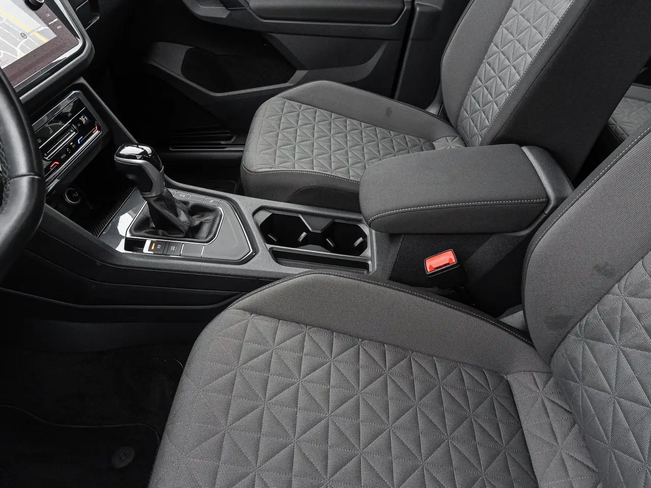 Volkswagen Tiguan 2.0 -TDI DSG Life 15