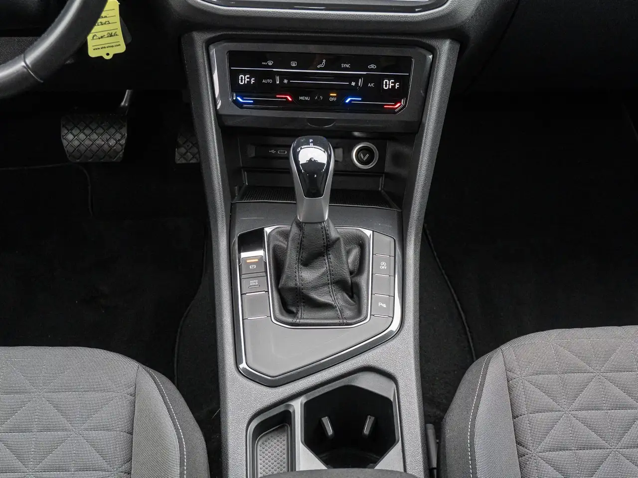 Volkswagen Tiguan 2.0 -TDI DSG Life 14