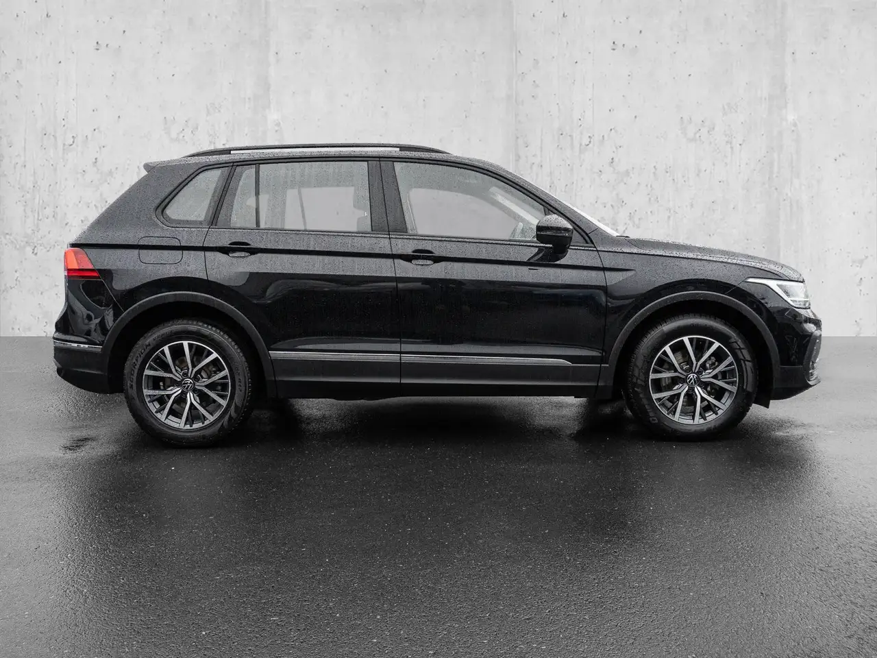 Volkswagen Tiguan 2.0 -TDI DSG Life 5