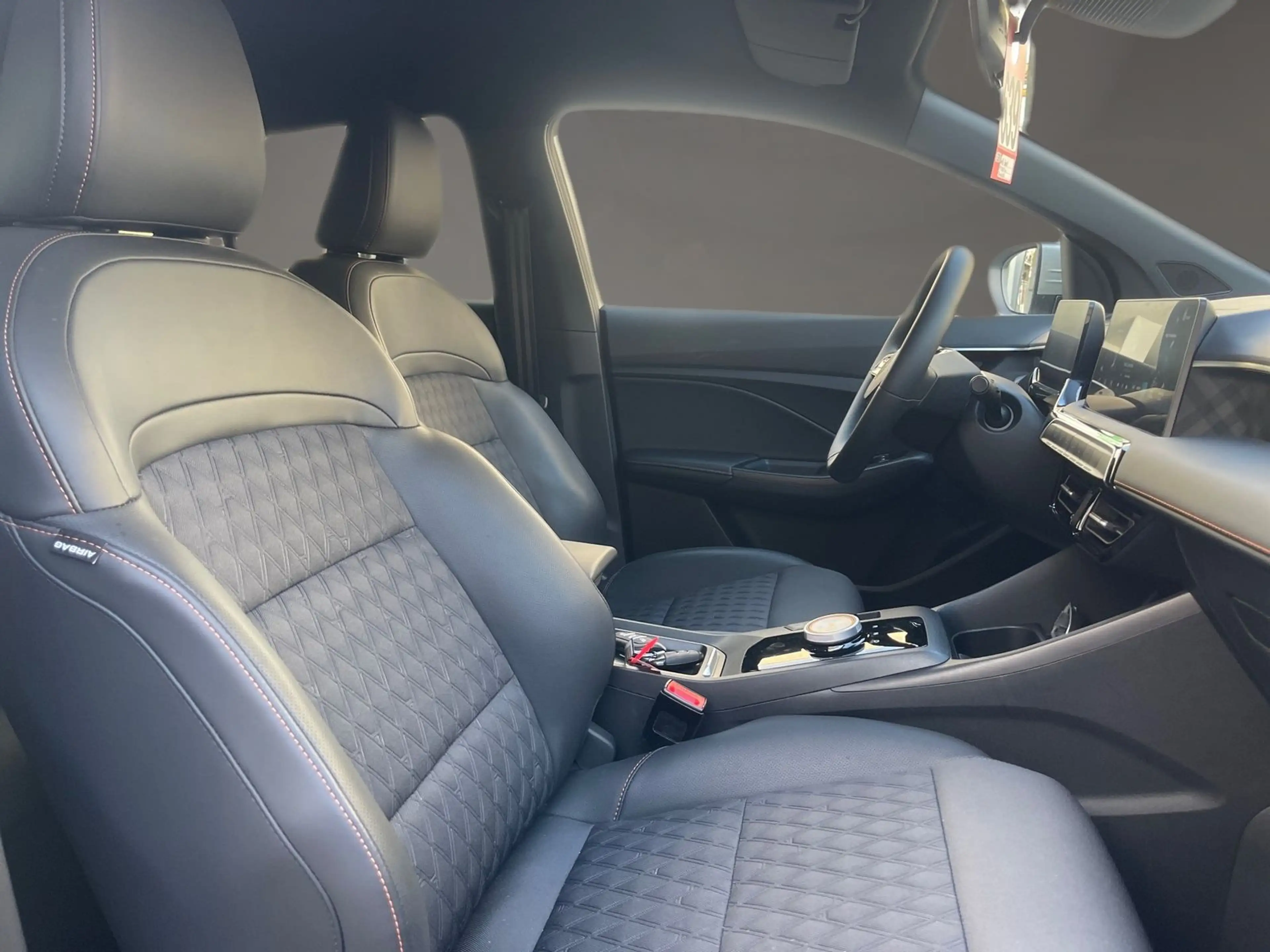 MG MG3 1.5 Hybrid+ 143kW Luxury Navi Kamera PDC ACC — photo 14