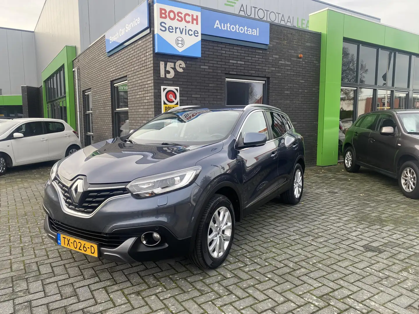 Renault Kadjar 1.2 TCe Intens Grau - 2