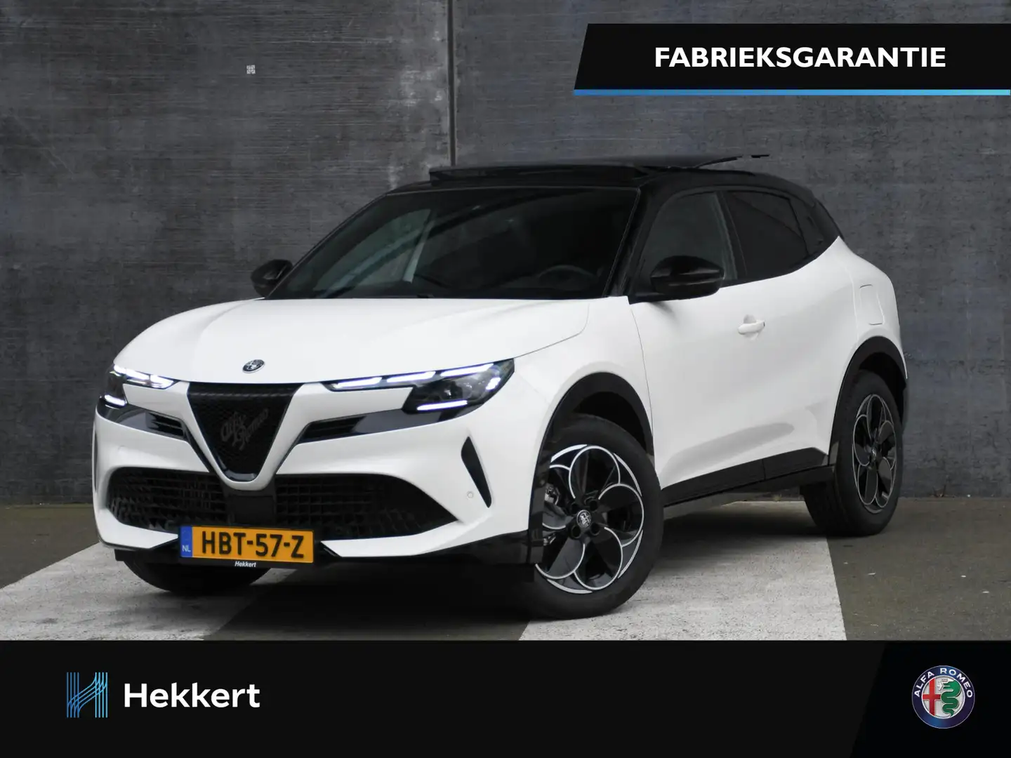 Alfa Romeo Junior Ibrida Speciale 1.2 Hybrid 136pk Automaat PANO-DAK Wit - 1