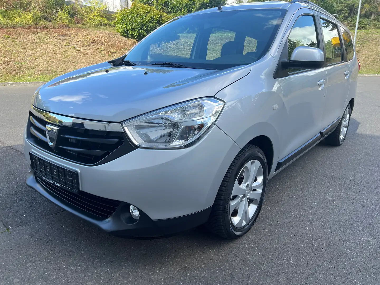 Dacia Lodgy Prestige,Leder,Klima,Navi Silber - 1