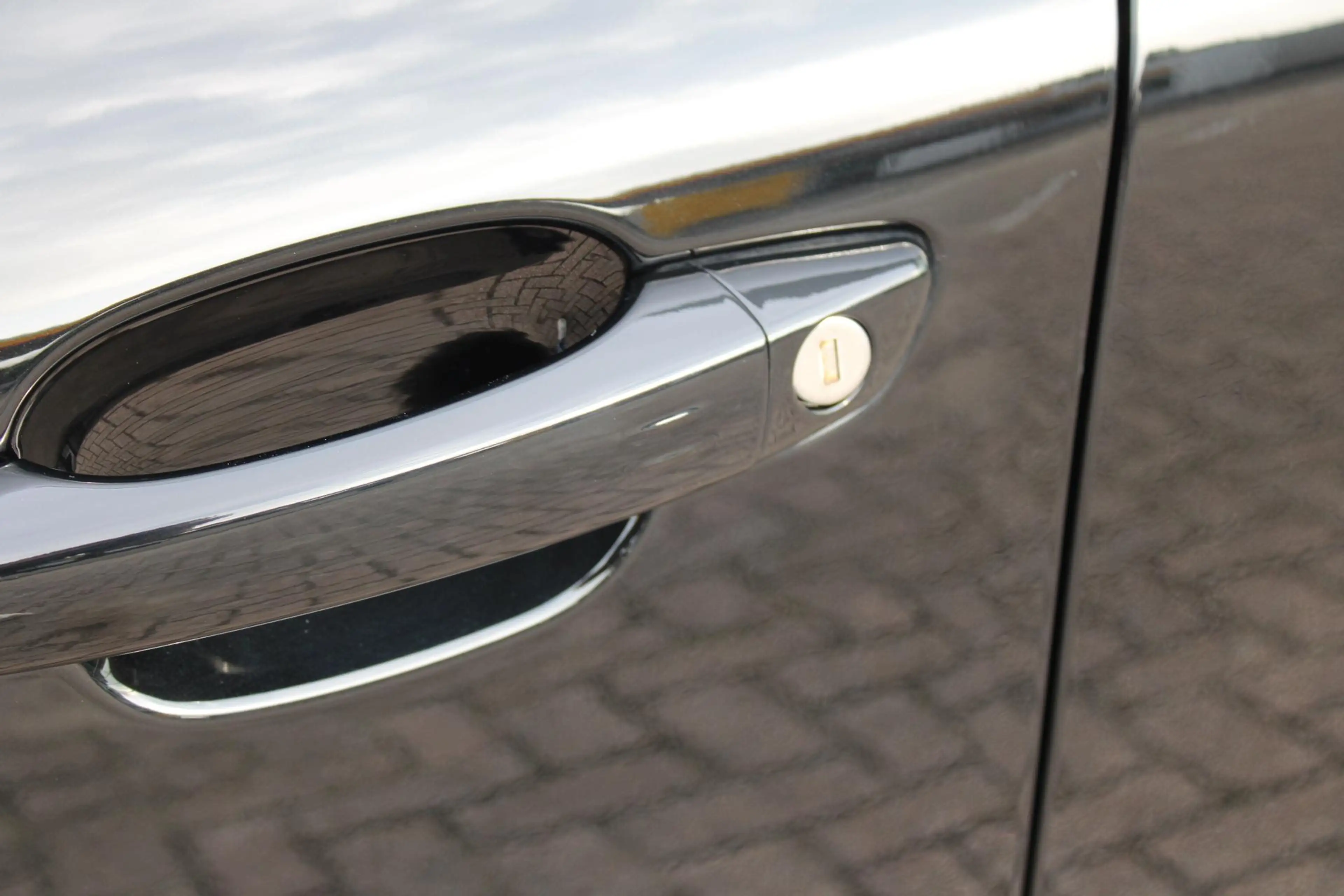 Opel Mokka-E Ultimate 50-kWh 11kw bl. | Navigatie via App | Cam — photo 9
