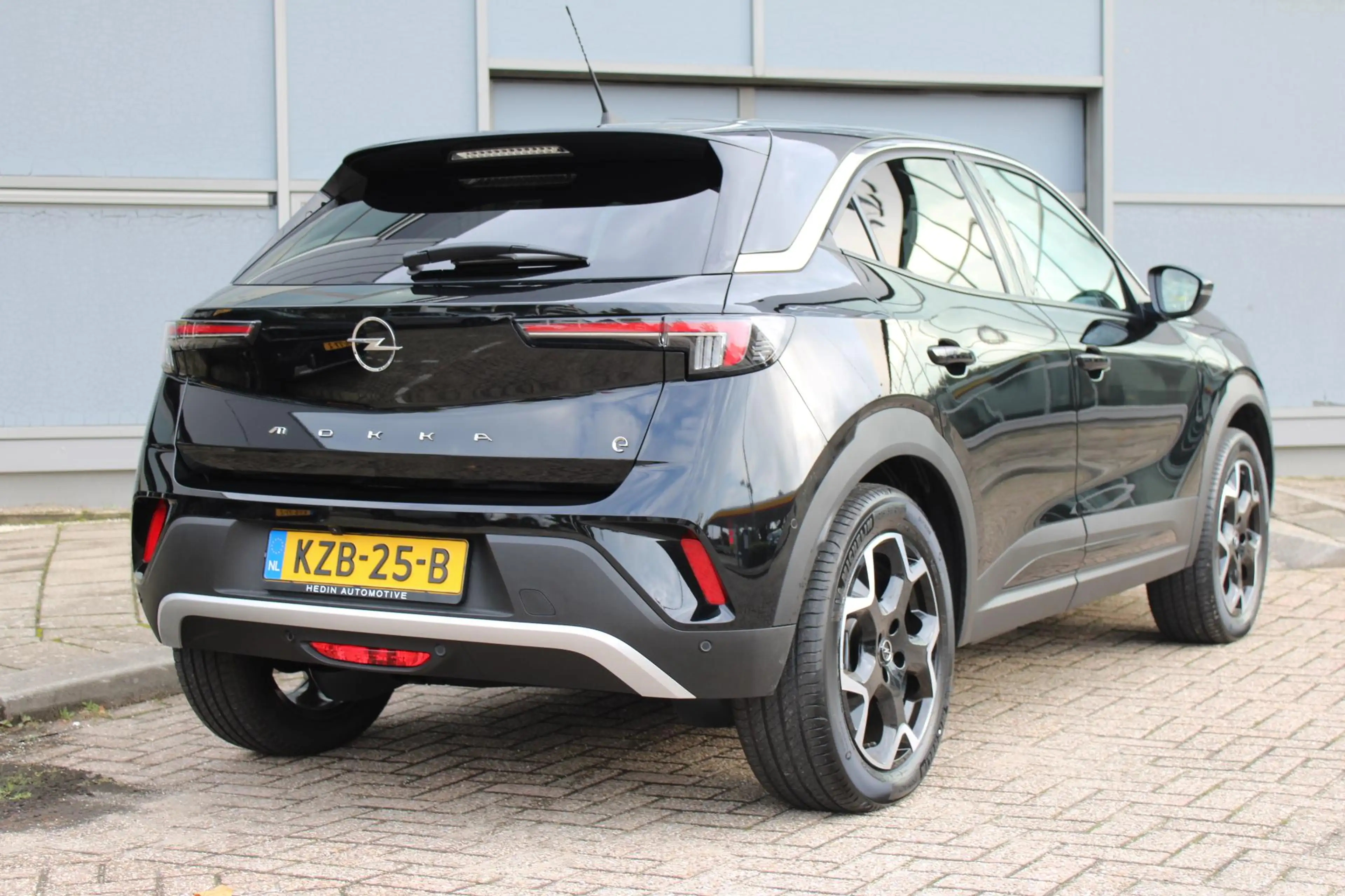 Opel Mokka-E Ultimate 50-kWh 11kw bl. | Navigatie via App | Cam — photo 2