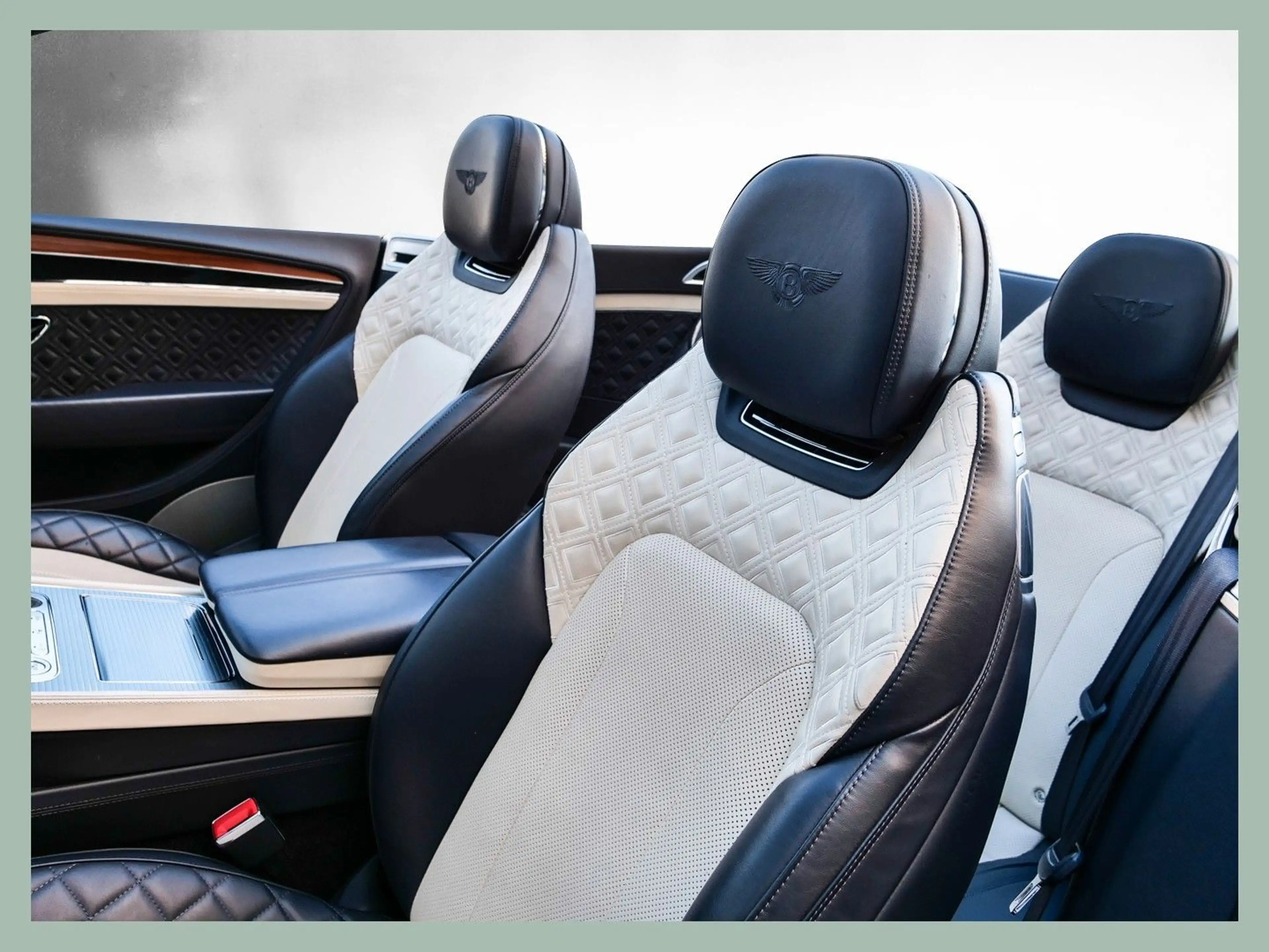 Bentley Continental GTC V8 // BENTLEY DÜSSELDORF — photo 14