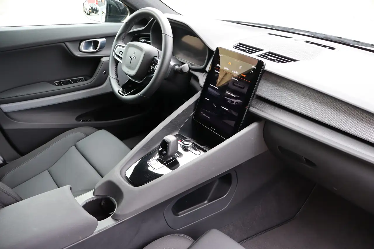 Polestar 2 2023