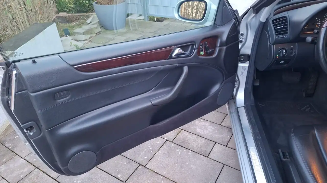 Mercedes-Benz CLK 320 Cabrio Elegance, foto 8