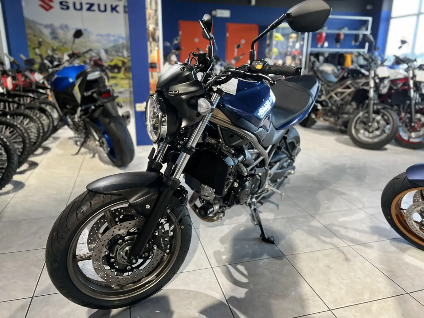 Suzuki SV 650 Bleu - 2