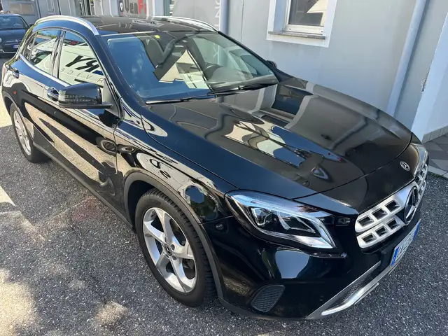 Mercedes-Benz GLA 200 GLA 200 FULL