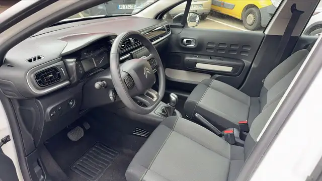 Citroen C3 view 8