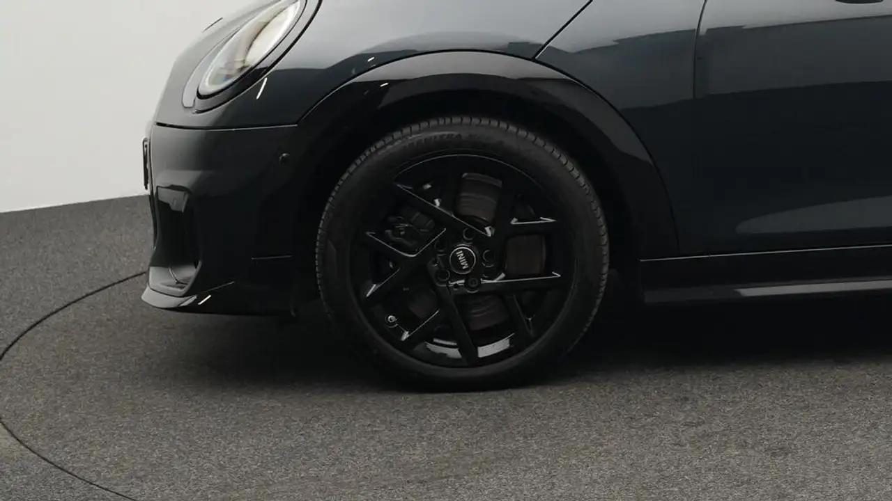 MINI Cooper C John Cooper Works Trim 13