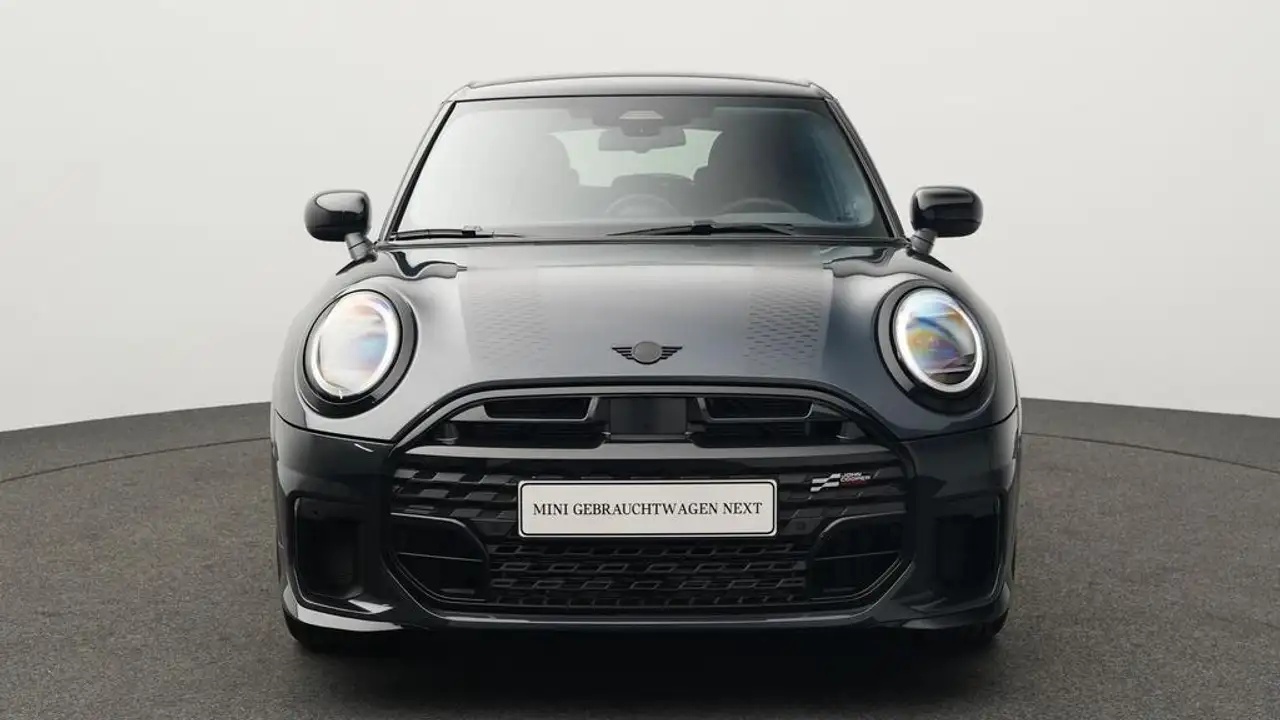 MINI Cooper C John Cooper Works Trim 16