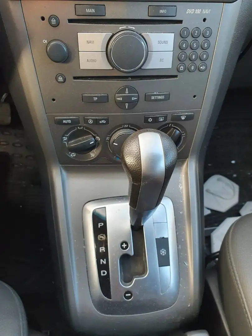 Opel Antara Edition 4x2.AUTOMATIK.121 TKM Gris - 2