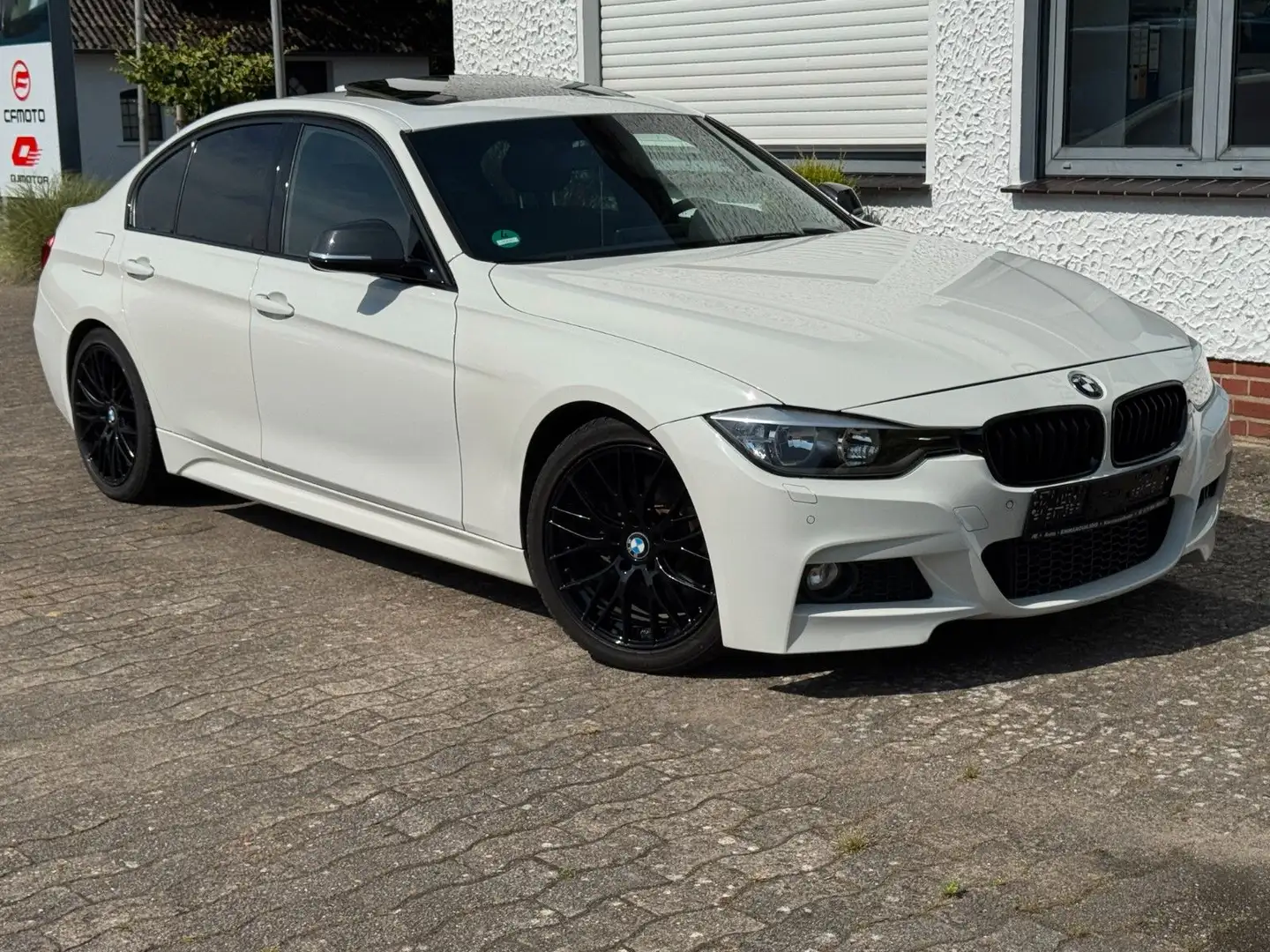 BMW 320 M Paket Leder Navi Blanc - 1