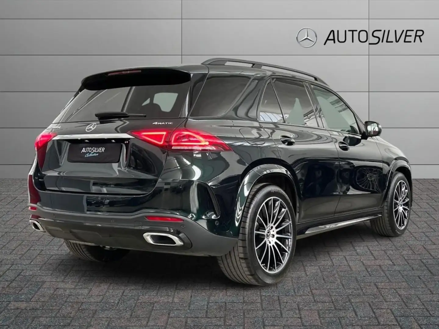Mercedes-Benz GLE 300 d 4Matic Premium Verde - 2