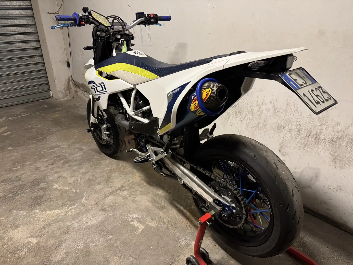 Husqvarna 701 Supermoto kit evo 1 - 2