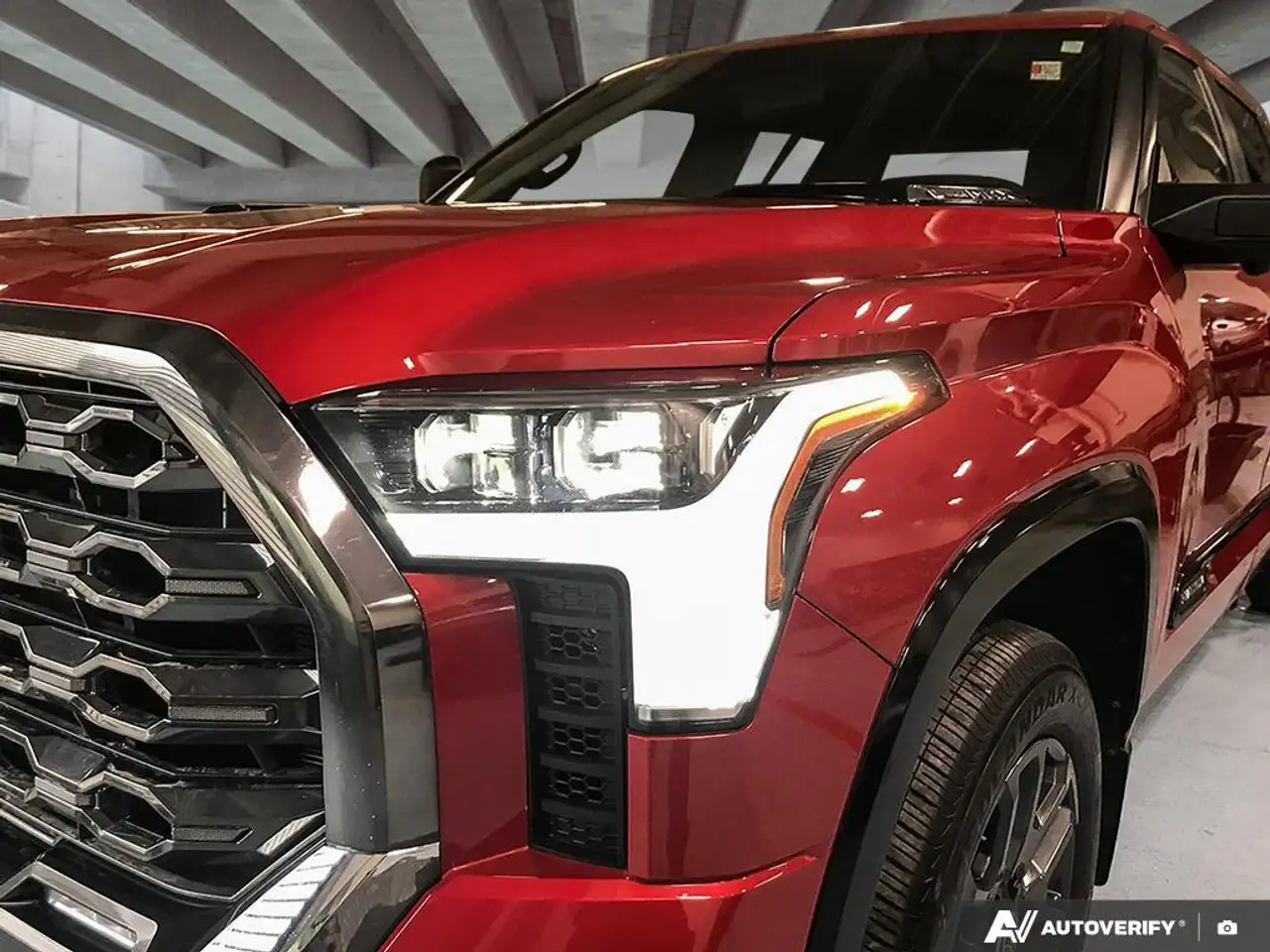 Toyota Tundra снимка Toyota Tundra